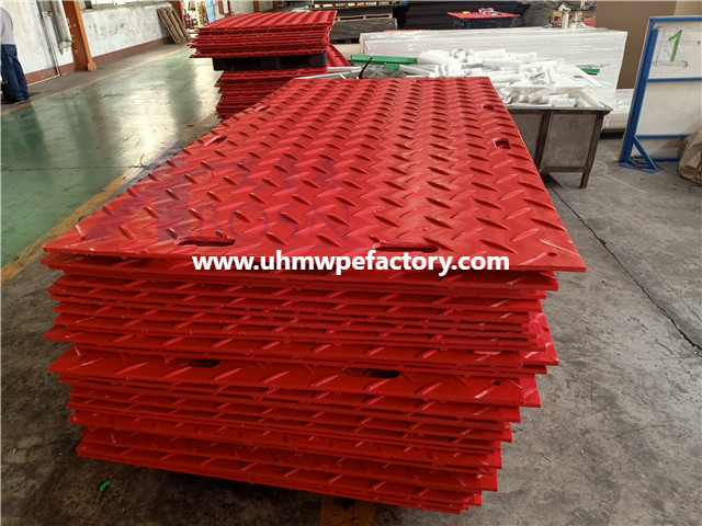 Estera de protección de tierra UHMWPE negra 4x8 para protección de tierra