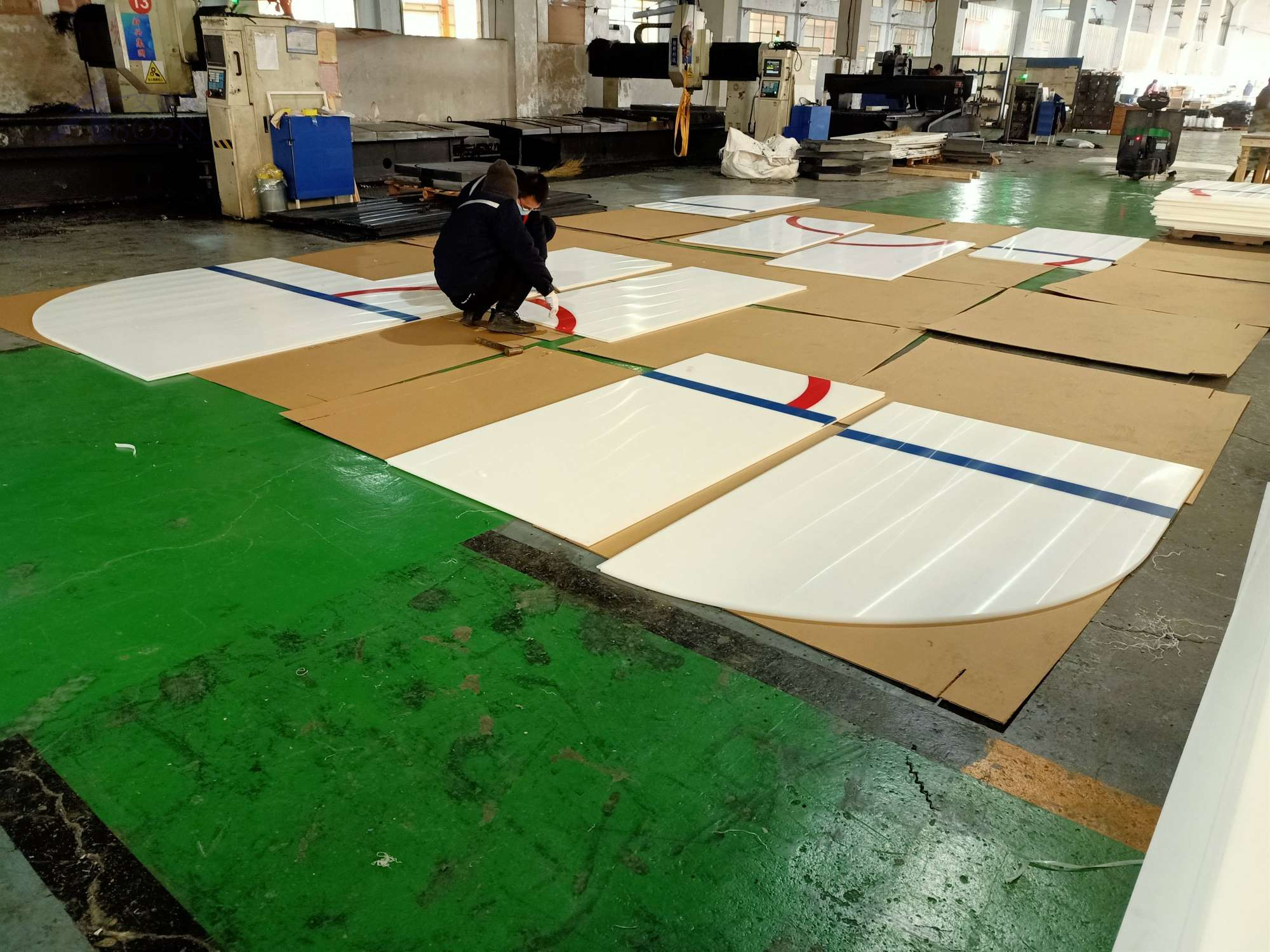 La pista de hielo sintética autolubricante más vendida para pisos de patinaje sobre hielo o paneles de pista de hielo con solución de tableros Dasher